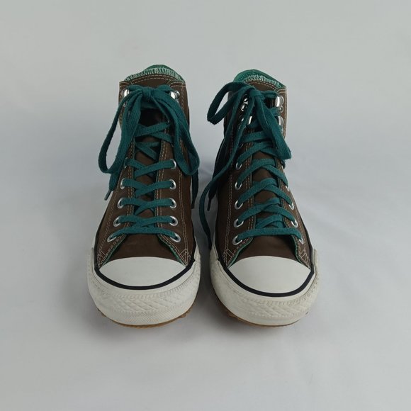 Converse Chuck Taylor High Top Sneakers. - Picture 3 of 12